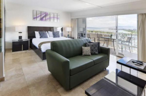 Ilikai Hotel Condominiums